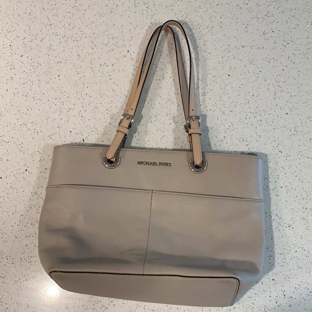 Michael Kors Tote